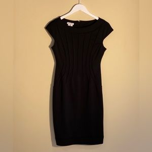 Black dress can be worn for all types of occasions.